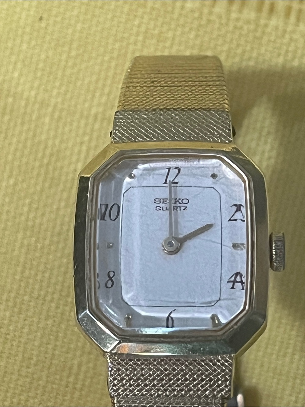 Vintage 1987 Seiko Quartz Octagon Dress Watch 2B20-5019 Gold Mesh